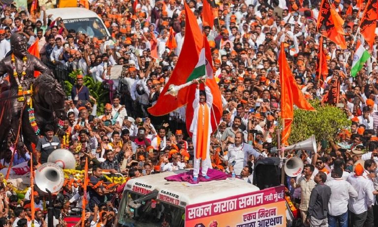 ಮರಾಠ ಮೀಸಲಾತಿಗೆ ಮಹಾರಾಷ್ಟ್ರ ಸರ್ಕಾರ ಅಸ್ತು