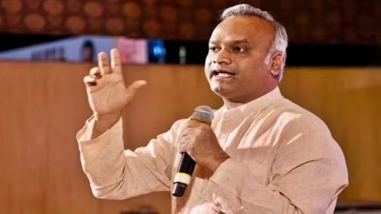 ಕಾಲೆಳೆಯುವವರೇ ಜಾಸ್ತಿ ಇರುವಾಗ ಪಾದಗಳು ಸೇರುವುದಾದರೂ ಹೇಗೆ?