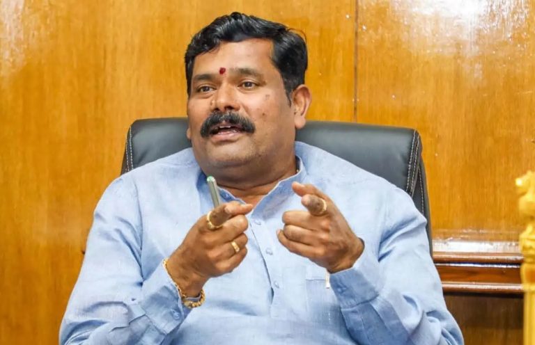 ಸರ್ಕಾರ ಗಟ್ಟಿಯಾಗಿದೆ