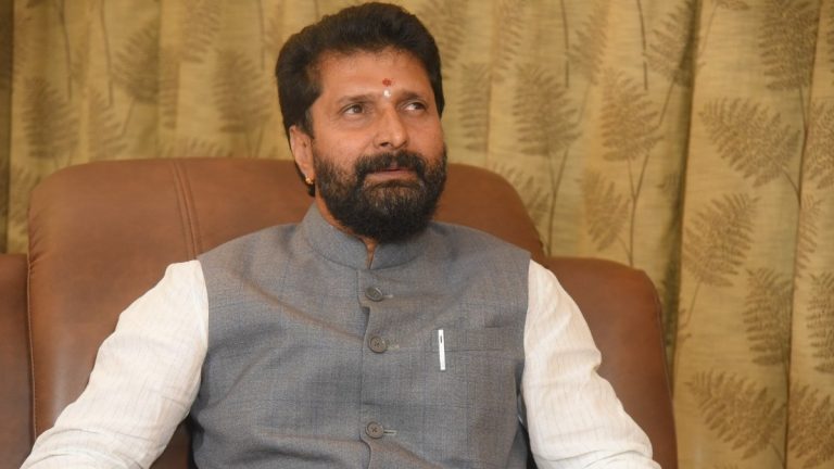 ಸಿಎಂ ಸ್ಥಾನಕ್ಕೆ ರಾಜಿನಾಮೆ ನೀಡಿ ನಿಷ್ಪಕ್ಷಪಾತ ತನಿಖೆಗೆ ಸಹಕರಿಸಲಿ