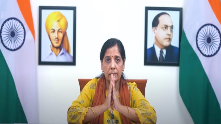 ಸರ್ಕಾರ ನಿಮ್ಮ ಸಿಎಂ ವಿರುದ್ಧವೂ ಕೇಸ್ ಹಾಕಿದೆ