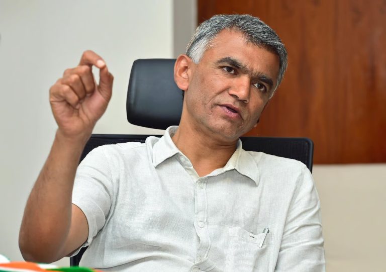 ಹೈಕಮಾಂಡ್ ಹಿಡಿದು ಎಲ್ರೂ ಸಿಎಂ ಸಿದ್ದರಾಮಯ್ಯ ಬೆನ್ನಿಗಿದ್ದೇವೆ