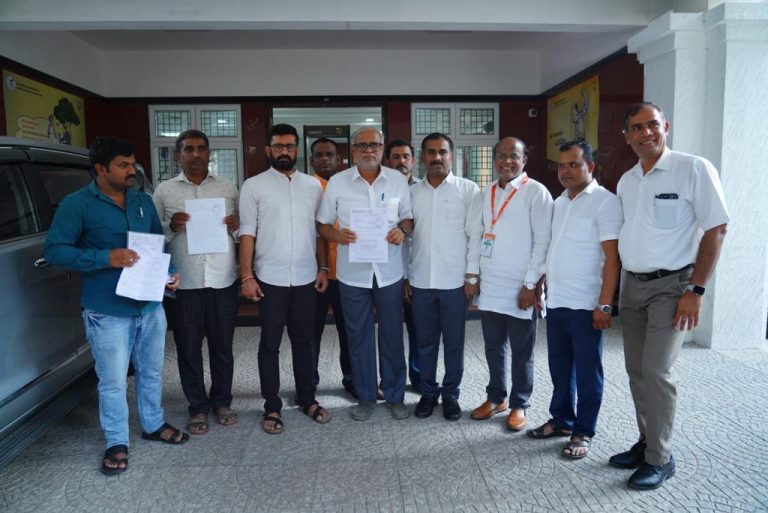 ಮುಖ್ಯಮಂತ್ರಿ ವಿರುದ್ಧ ಚುನಾವಣಾ ಆಯೋಗಕ್ಕೆ ದೂರು