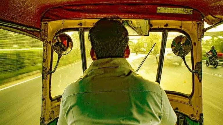 ನಿರಂಜನ ಹಿರೇಮಠಗೆ ಬೆಚ್ಚಿಬೀಳಿಸಿದ ಆಟೋ ಚಾಲಕ!