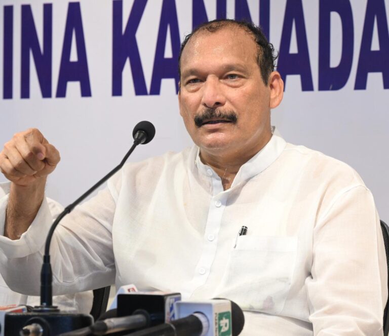 ಬಾಂಗ್ಲಾ ಪ್ರಧಾನಿಗೆ ಬಂದ ಸ್ಥಿತಿ ರಾಜ್ಯಪಾಲರಿಗೂ ಬರಬಹುದು: ಐವನ್ ವಿವಾದಾತ್ಮಕ ಹೇಳಿಕೆ