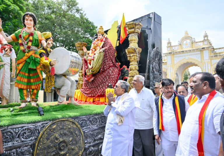 ನ್ಯಾಯಾಲಯದ ಆದೇಶ ಪಾಲನೆ ಮಾಡಬೇಕೋ? ಬಿಜೆಪಿ ಸಂಸದರ ಆದೇಶ ಪಾಲನೆ ಮಾಡಬೇಕೋ?