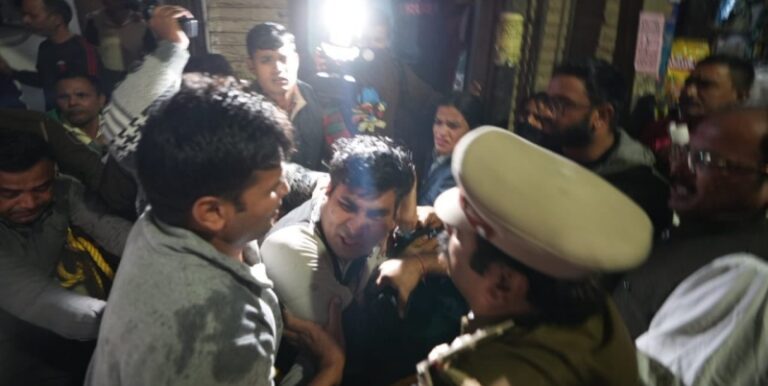 ಮಾಜಿ ಸಿಎಂ ಹಲ್ಲೆಗೆ ಯತ್ನ