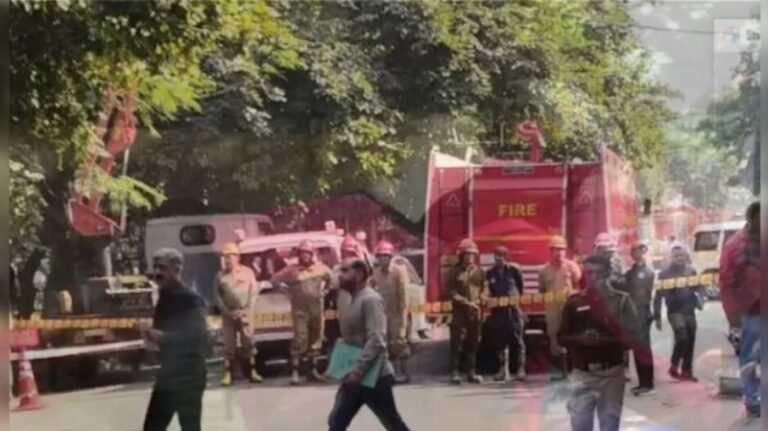 ದೆಹಲಿ: ಸಿನಿಮಾ ಹಾಲ್‌ ಬಳಿ ಸ್ಫೋಟ