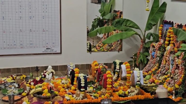 ಲಾಠಿ ಬಿಟ್ಟು ದೈವಕ್ಕೆ ಮಾರು ಹೋದ ಖಾಕಿ