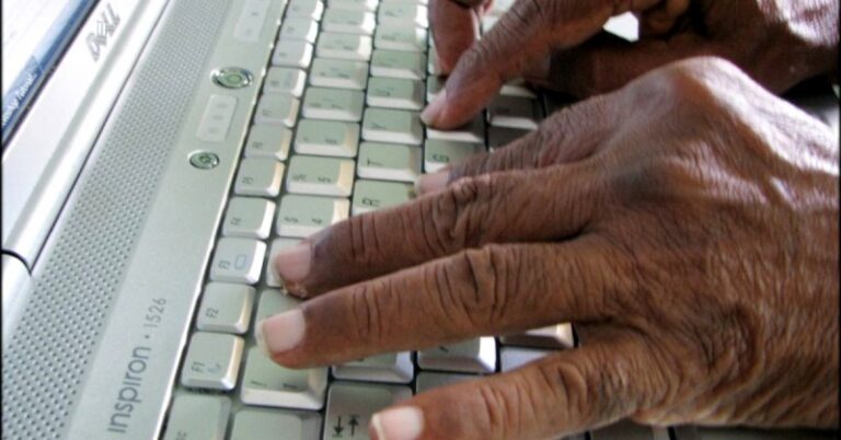 ನಿವೃತ್ತ ನೌಕರರ ಮರುನೇಮಕ ಯಾವ ಪುರುಷಾರ್ಥಕ್ಕೆ