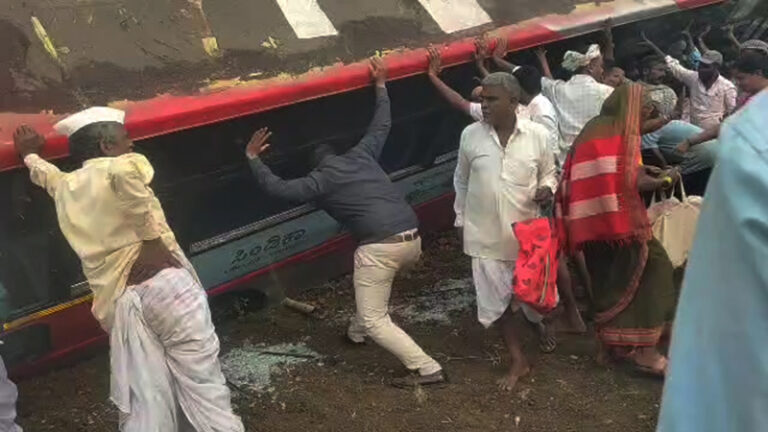 ಬಸ್ ಪಲ್ಟಿ: ಪ್ರಯಾಣಿಕರಿಗೆ ಗಾಯ