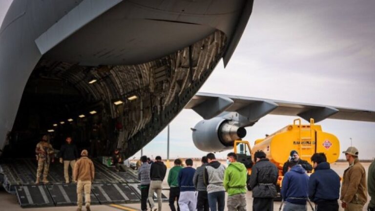 ಅಮೆರಿಕಾದಿಂದ ಭಾರತಕ್ಕೆ ಮರಳಿದ 104 ಅಕ್ರಮ ವಲಸಿಗರು