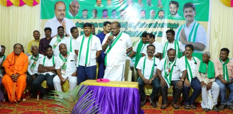 ಮೆಟ್ರೋ ರೈಲು ಪ್ರಯಾಣ ದರ ಏರಿಕೆ: ಎಚ್‌ಡಿಕೆ ಆಕ್ರೋಶ