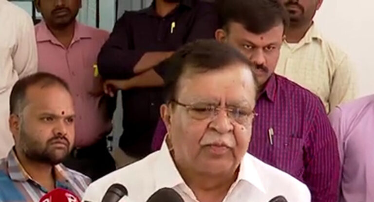 ಅಧಿಕಾರಿಗಳ ವಿರುದ್ಧ ಮಾತಾಡುವವರ ಮೇಲೆ ನಿರ್ದಾಕ್ಷಿಣ್ಯ ಕ್ರಮ