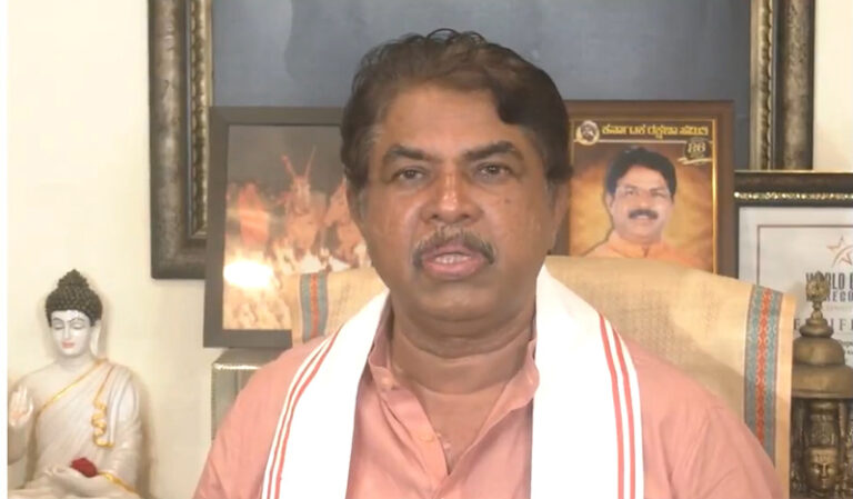 ರಾಜ್ಯಪಾಲರ ಅಧಿಕಾರ ಮೊಟಕುಗೊಳಿಸುತ್ತಿರುವ ಸರ್ಕಾರದ ವಿರುದ್ಧ ಪ್ರತಿಭಟನೆ