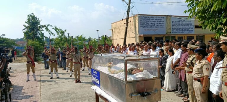 ಉಗ್ರರ ದಾಳಿಗೆ ಬಲಿಯಾದ ಮಂಜುನಾಥರಾವ್ ಪಂಚಭೂತಗಳಲ್ಲಿ ಲೀನ