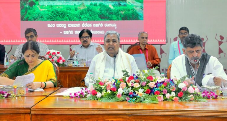 ಚಾಮರಾಜನಗರ: ಅವಧಿ ಮೀರಿ ನೆಲೆಸಿರುವ ವಿದೇಶಿಗರ ಬಗ್ಗೆ ಎಚ್ಚರಿಕೆ