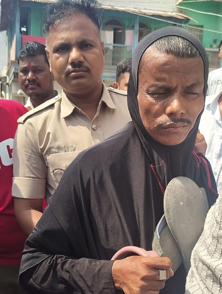 ಬುರ್ಖಾ ಧರಿಸಿದ ವ್ಯಕ್ತಿಯ ಬಂಧನ