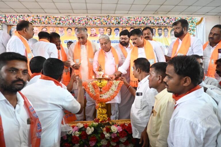 ಕಾಂಗ್ರೆಸ್ ಸರ್ಕಾರ ಪತನದ ಭವಿಷ್ಯ ನುಡಿದ ಗೋವಿಂದ ಕಾರಜೋಳ