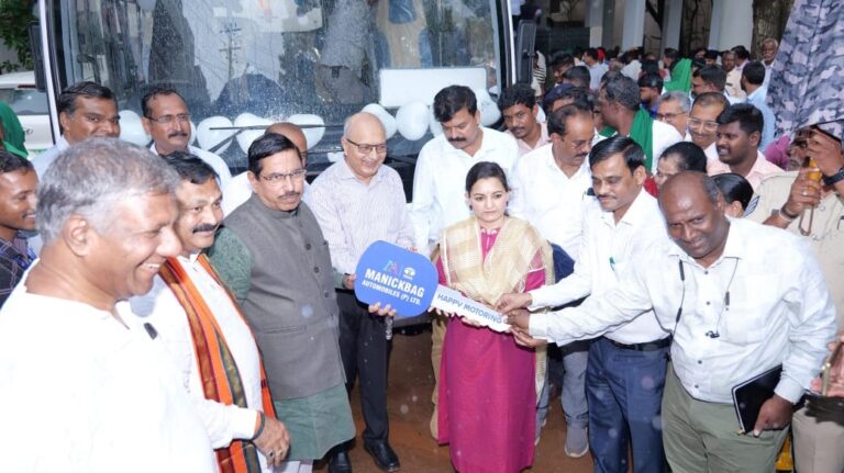 ಸಿ.ಎಸ್. ಆರ್. ಅಡಿಯಲ್ಲಿ ಜಿಲ್ಲಾ ವಾರ್ತಾ ಇಲಾಖೆಗೆ ವಾಹನ