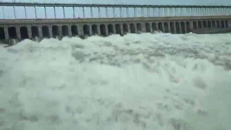 ಕಾವೇರಿ ನದಿ ನೀರಿನ ಮಟ್ಟ ಏರಿಕೆ: ನದಿ ಬಳಿ ಸಾರ್ವಜನಿಕರ ಪ್ರವೇಶ ನಿಷೇಧ