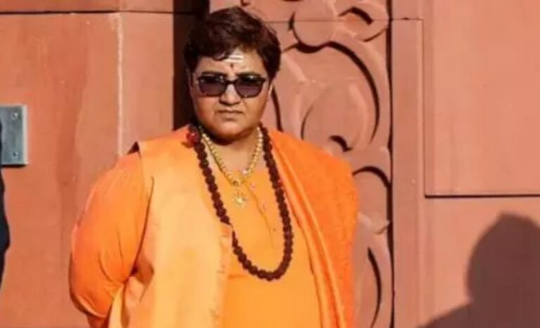 ಮಾಲೆಗಾಂವ್ ಸ್ಫೋಟ ಪಕ್ರರಣ: ಸಾಧ್ವಿ ಪ್ರಜ್ಞಾ ಸೇರಿದಂತೆ ಎಲ್ಲಾ ಆರೋಪಿಗಳು ಖುಲಾಸೆ ಮಾಲೆಗಾಂವ್ ಸ್ಫೋಟ ಪಕ್ರರಣ: ಸಾಧ್ವಿ ಪ್ರಜ್ಞಾ ಸೇರಿದಂತೆ ಎಲ್ಲಾ ಆರೋಪಿಗಳು ಖುಲಾಸೆ