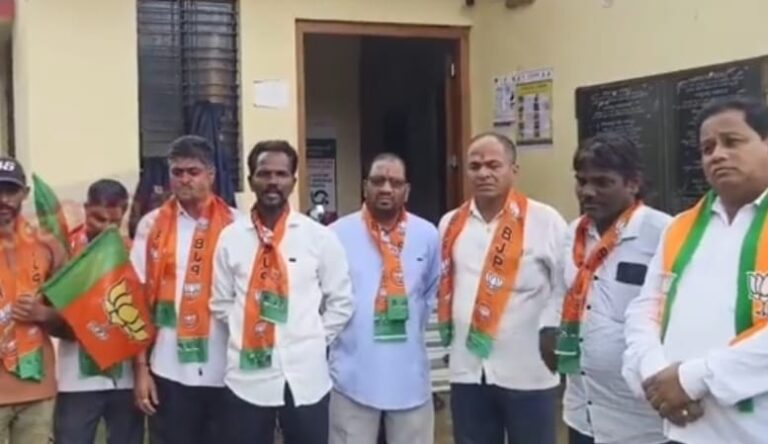 ಆಲೂರು ಗ್ರಾಮ ಪಂಚಾಯ್ತಿಆಡಳಿತ ವೈಫಲ್ಯ: ದಿಢೀರ್ ಪ್ರತಿಭಟನೆ