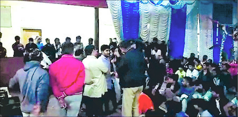 ಗದಗ: ಪೊಲೀಸರ ಸುಪರ್ದಿಯಲ್ಲಿ ಗಣೇಶನ ಮೂರ್ತಿ ವಿಸರ್ಜನೆ, ತನಿಖೆಗೆ ಆದೇಶ