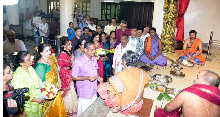 ಮಂಗಳೂರು: ಕ್ರೈಸ್ತರ ನಿಯೋಗದಿಂದ ಗಣೇಶನಿಗೆ ಪೂಜೆ