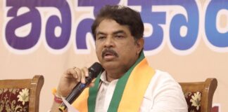 ಮ್ಯೂಜಿಕಲ್ ಚೇರಿನಂತಾದ ಅಧಿಕಾರ ಕಚ್ಚಾಟ