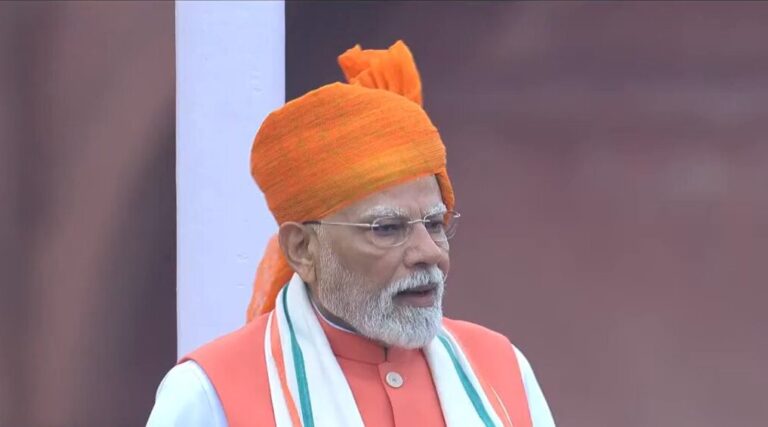 ತಗ್ಗಲಿದೆ ಜಿಎಸ್‌ಟಿ ಹೊರೆ: ದೀಪಾವಳಿ ಹಬ್ಬಕ್ಕೆ ದೊಡ್ಡ ಉಡುಗೊರೆ, ಮೋದಿ ಘೋಷಣೆ