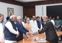 ಉಪ ರಾಷ್ಟ್ರಪತಿ ಚುನಾವಣೆ: ಬಿ. ಸುದರ್ಶನ್ ರೆಡ್ಡಿ ನಾಮಪತ್ರ ಸಲ್ಲಿಕೆ