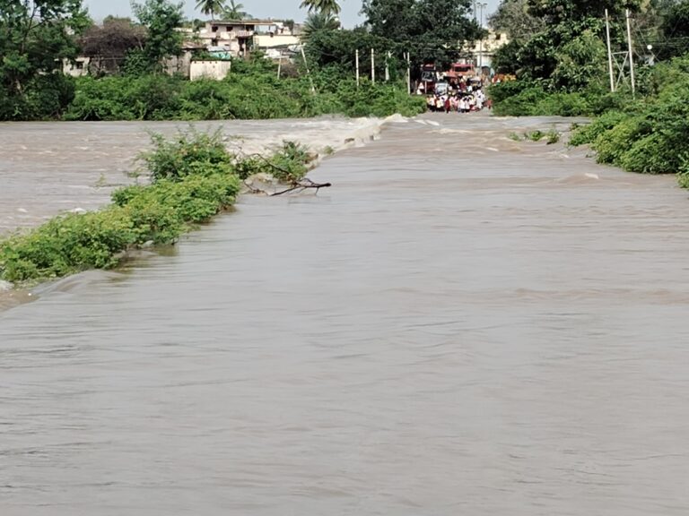 ಕಲಬುರಗಿಯಲ್ಲಿ ಮುಂದುವರಿದ ಮಳೆ ಆರ್ಭಟ, ಜನಜೀವನ ಅಸ್ತವ್ಯಸ್ತ