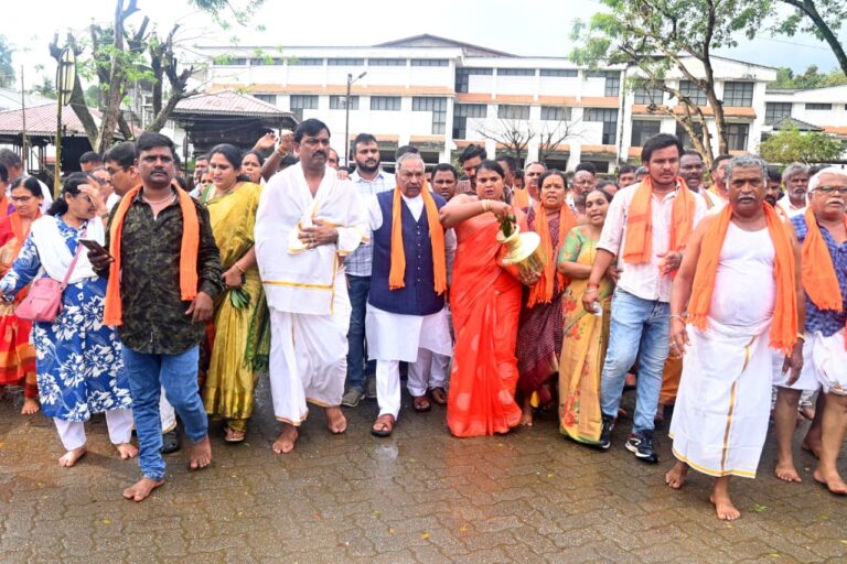 ಧರ್ಮಸ್ಥಳ: ಬುರುಡೆ ಪ್ರಕರಣದ ತನಿಖೆ ಎನ್‌ಐಎಗೆ ವಹಿಸಲಿ – ಈಶ್ವರಪ್ಪ