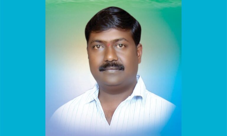 ವಿಜಯಪುರ: ಭೀಮಾತೀರದಲ್ಲಿ ಗ್ರಾಮ ಪಂಚಾಯತಿ ಅಧ್ಯಕ್ಷನ ಹತ್ಯೆ ವಿಜಯಪುರ: ಭೀಮಾತೀರದಲ್ಲಿ ಗ್ರಾಮ ಪಂಚಾಯತಿ ಅಧ್ಯಕ್ಷನ ಹತ್ಯೆ