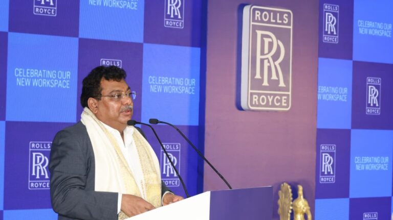 ಬೆಂಗಳೂರು: ರೋಲ್ಸ್ ರಾಯ್ಸ್ GCC ಉದ್ಘಾಟಿಸಿದ ಸಚಿವ ಎಂ ಬಿ ಪಾಟೀಲ