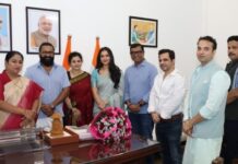 ಕಾಂತಾರ ಅಧ್ಯಾಯ 1: ದೆಹಲಿ ಸಿಎಂ ಮೆಚ್ಚಿದ ಕರುನಾಡ ಕಥೆ!