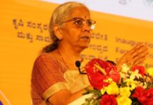 ಗಗನದಲ್ಲಿ ಆತಂಕ: ನಿರ್ಮಲಾ ಸೀತಾರಾಮನ್ ಪ್ರಯಾಣದ ವಿಮಾನ ಎಮರ್ಜೆನ್ಸಿ ಲ್ಯಾಂಡಿಂಗ್!