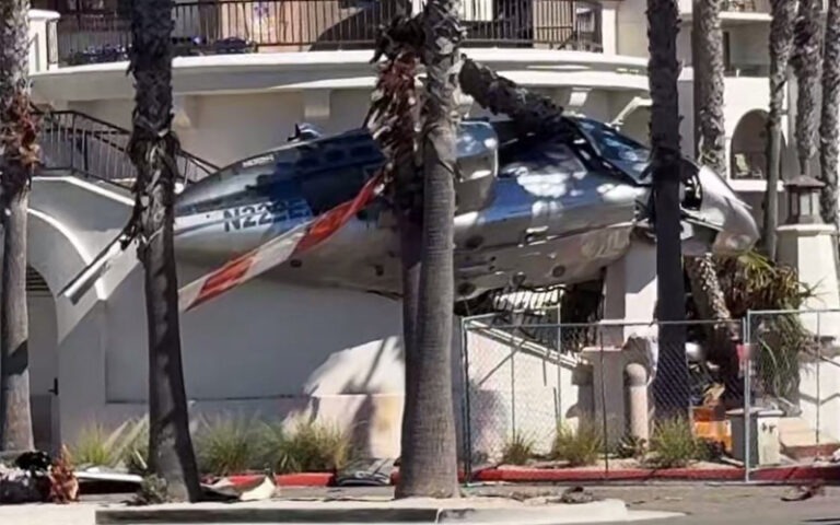 ಕ್ಯಾಲಿಫೋರ್ನಿಯಾ: ನಿಯಂತ್ರಣ ತಪ್ಪಿದ ಹೆಲಿಕಾಪ್ಟರ್ ಅಪಘಾತ