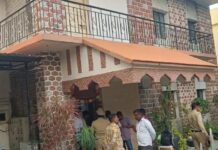 ಮತಗಳ್ಳತನ ಪ್ರಕರಣ:  ಮಾಜಿ ಶಾಸಕರ ಮನೆಗಳ ಮೇಲೆ SIT ದಾಳಿ