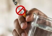 ಬೆಂಗಳೂರು: ಸಾರ್ವಜನಿಕ ಸ್ಥಳದಲ್ಲಿ ಧೂಮಪಾನ, ಪೊಲೀಸಗೆ ದೂರು