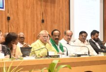 ಗ್ರಾಮಗಳ ಅಭಿವೃದ್ಧಿಗೆ ಆದ್ಯತೆ ನೀಡಿ: ಡಿ.ಆರ್. ಪಾಟೀಲ