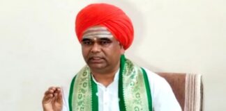 ಶಾಸಕರು, ಡಿಸಿ ಮನೆ ಮುಂದೆ ಮೆಕ್ಕೆಜೋಳ ಸುರಿಯಿರಿ: ದಿಂಗಾಲೇಶ್ವರ ಶ್ರೀ