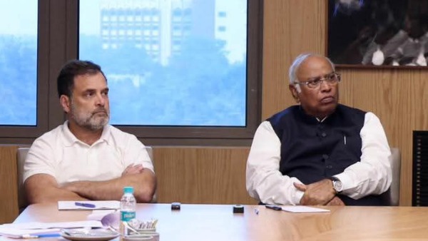 Gandhi meets Kharge