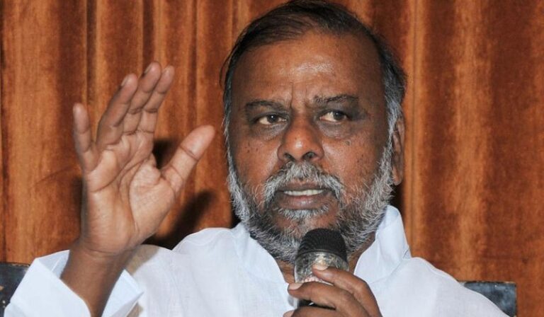 ಕಾಂಗ್ರೆಸ್‌ ದೇವಸ್ಥಾನ ಇರುವುದೇ ದೆಹಲಿಯಲ್ಲಿ, ಹೈಕಮಾಂಡೇ ದೇವರು