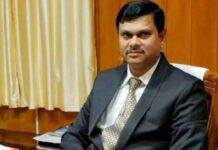 IAS Mahantesh: ಕಿರಾಣಿ ಅಂಗಡಿಯಿಂದ ಐಎಎಸ್ ಗದ್ದುಗೆಗೆ; ಕಣ್ಣೀರು ತರಿಸುತ್ತೆ ಬೀಳಗಿ ಬದುಕು!