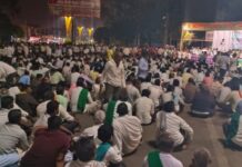 ಬಾಗಲಕೋಟೆ: ಮುಧೋಳದಲ್ಲಿ ರೈತ ಸಂಘದಿಂದ ಅಷ್ಟ ದಿಗ್ಬಂಧನ