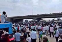 ಬೆಳಗಾವಿ ರಣರಂಗ: ಲಾಠಿ ಏಟಿಗೆ ಕಲ್ಲೇಟಿನ ಉತ್ತರ, ಹೆದ್ದಾರಿಯಲ್ಲಿ ಹೈಡ್ರಾಮಾ!