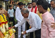 ಬೆಳಗಾವಿಯಲ್ಲಿ ಭಾಷಾ ಬಾಂಧವ್ಯ: ಮರಾಠಿ ಮುಖಂಡರಿಂದ ಚನ್ನಮ್ಮ, ರಾಯಣ್ಣನಿಗೆ ಪೂಜೆ!