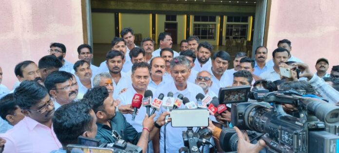 bihar-election-results-lesson-for-congress-says-satish-jarakiholi